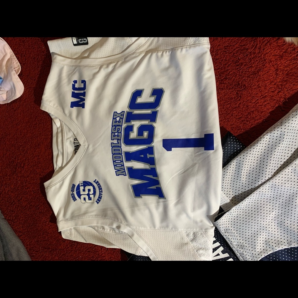 Basketball jerseys - Picture 4 of 7